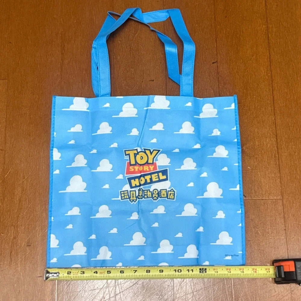 Toy Story Hotel Tote Bag Tokyo Disney Resort JAPAN EXCLUSIVE Disney Pixar Clouds